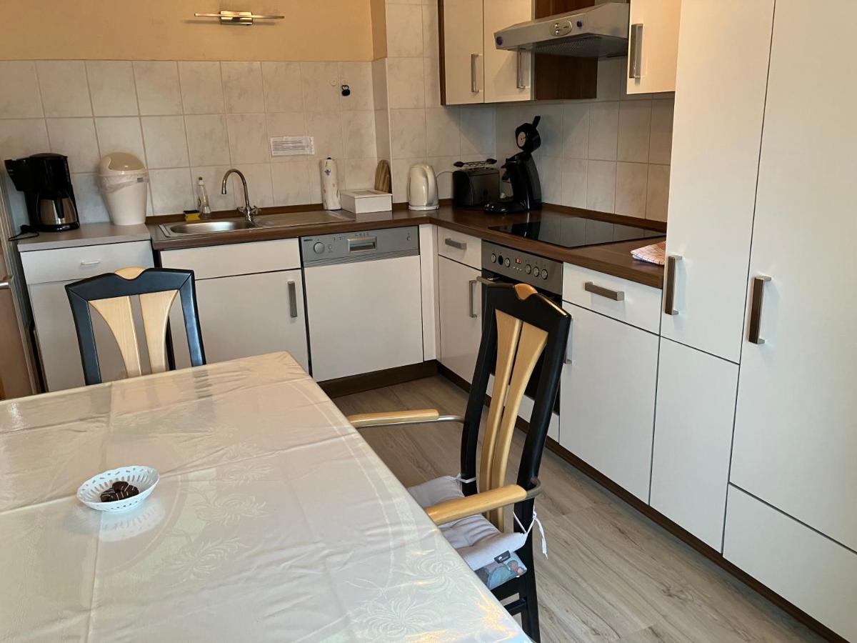 Ferienwohnung Im Gruenen Mit Balkon Хердеке Екстериор снимка