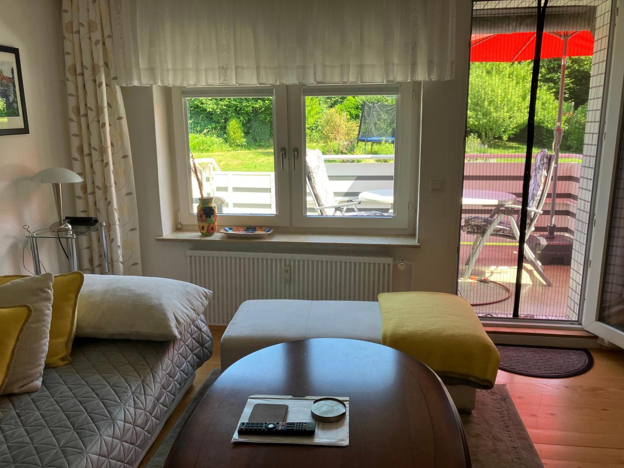 Ferienwohnung Im Gruenen Mit Balkon Хердеке Екстериор снимка